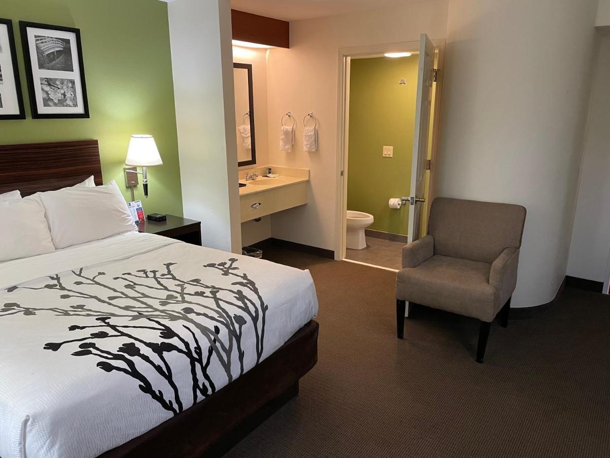 Sleep Inn Raleigh Durham Airport Dış mekan fotoğraf